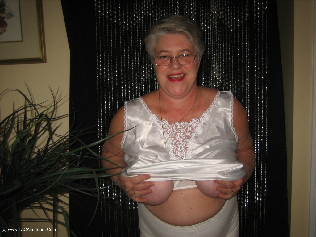 GirdleGoddess - White Satin & Sexy Panty Girdle Pics