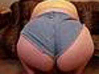 Curvy Gillian - Spoiled Gallery