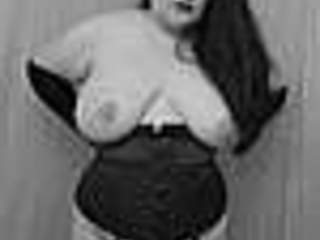 Curvy Gillian - Corset  high heels Gallery