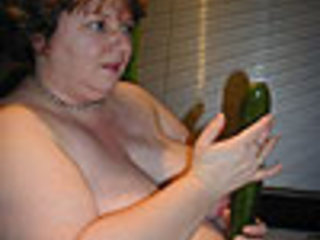 Chris 44G - Cucumber on Cam