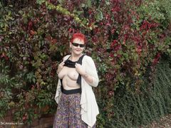 ValGasmic Exposed - Sunny Day Gallery