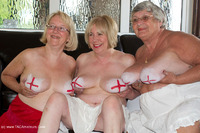 The England Supporters featuring SpeedyBee