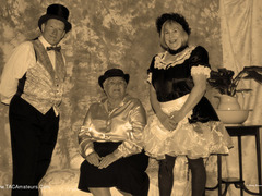 SpeedyBee - What The Butler Saw Gallery