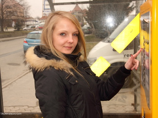 POVStation - Goldiegate Public Toilet Pt1 Gallery
