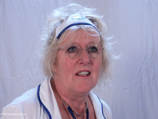 Claire Knight - The Spermdoner Video