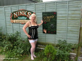 Barby - Barby In The Caravan Gallery