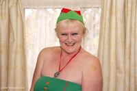 Santa's Little Helper featuring Claire Knight Free Pic 1