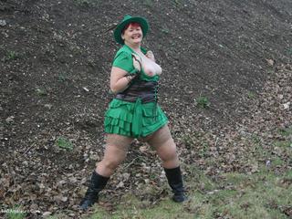 ValGasmic Exposed - Robin Da Hood Gallery