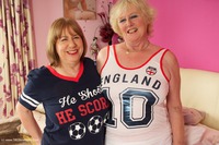 The England Supporters featuring Claire Knight Free Pic 1