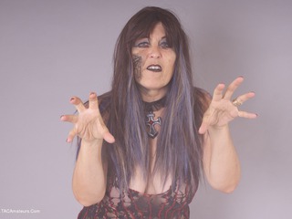 Savana - The Wicked Witch Gallery