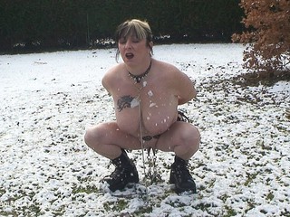 Mary Bitch - BDSM Session In The Snow Pt1