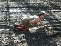 In The Mud featuring Mary Bitch Free Pic 1