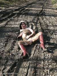 In The Mud featuring Mary Bitch