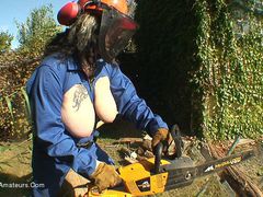 Mary Bitch - Fucked By The Woodsman Pt1 Video