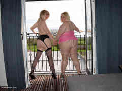 Lexie Cummings - Lexi  Barby Slut Gallery