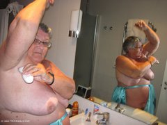 Grandma Libby - Bathroom Gallery