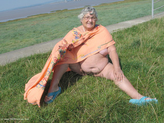 Grandma Libby - Kaftan 2 Gallery