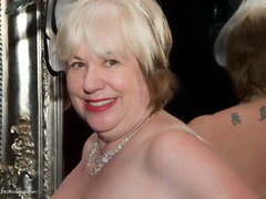 SpeedyBee - Evening Dress Gallery