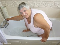 Bath Time featuring Grandma Libby Free Pic 1