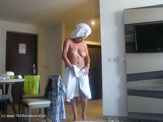 Dimonty - Shower  Drying Video