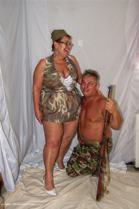John & Honey In The Army featuring Kims Amateurs