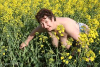 Outsiude In The Oil Seed Rape Pt2 featuring Kinky Carol Free Pic 1