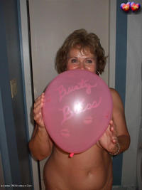 Big Boob Balloons & Bath featuring Busty Bliss