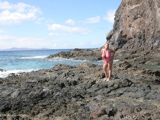 Curvy Claire - Mankini On The Rocks Pt2 Gallery