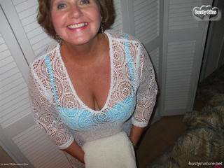 Busty Bliss - Auntie Bliss Comes To Visit Gallery