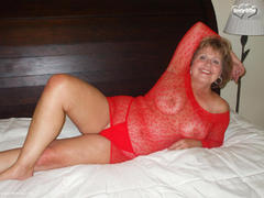 Busty Bliss - Busty Bliss Hot  Red Gallery