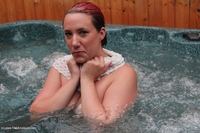 Jenna In The Spa featuring Phillipas Ladies Free Pic 1
