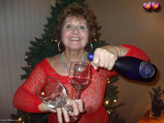 Busty Bliss - Rocking Around The Xmas Tree With Miss Bliss Pt1 Gallery