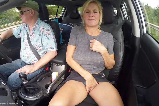 Molly MILF - Flashing In The Car Pt2 video