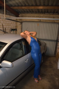 Latex Catsuit In The Garage featuring Sweet Susi