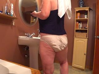 CougarBabe Jolee - You Are My Toilet Paper Replacement