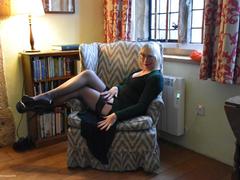 Barby Slut - Posh Green Dress Pt1 Gallery