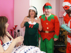 SpeedyBee - Christmas Surprise Pt1 Video