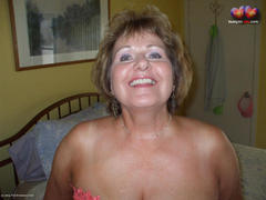 Busty Bliss - Peachy Keen Granny Vibes Gallery