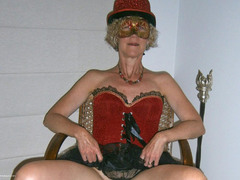Jacqueline - Red  Black Costume Gallery