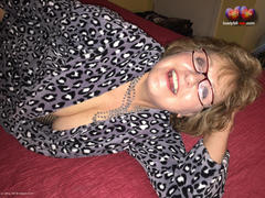 Busty Bliss - Busty Granny Bliss Is Gonna Pounce Gallery