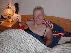 Tiffany Pearl - Bed Pt1 Gallery