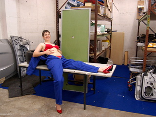 Hot Milf - Working In The Stockroom Pt1 Gallery