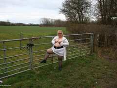 Lexie Cummings - Nurse Lexie Flashes On Her Walk Home Gallery