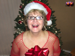 Busty Bliss - Bowed Up Bliss Gallery