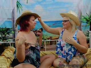 Mollie Foxxx - Mollie  Sara Naughty On The Beach Gallery