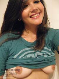 Veronica Cute In Her Green Tee featuring Heavenly Smut