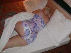 Tiffany Pearl - Stripping Day 2 Gallery