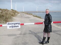 Tiffany Pearl - Beach Boots Babe Flashing Gallery