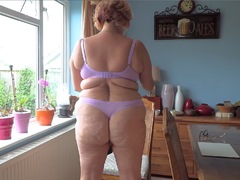 Curvy Claire - Tasty Pt1 Video