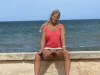 Cunt Flashing In Public featuring Sweet Susi
